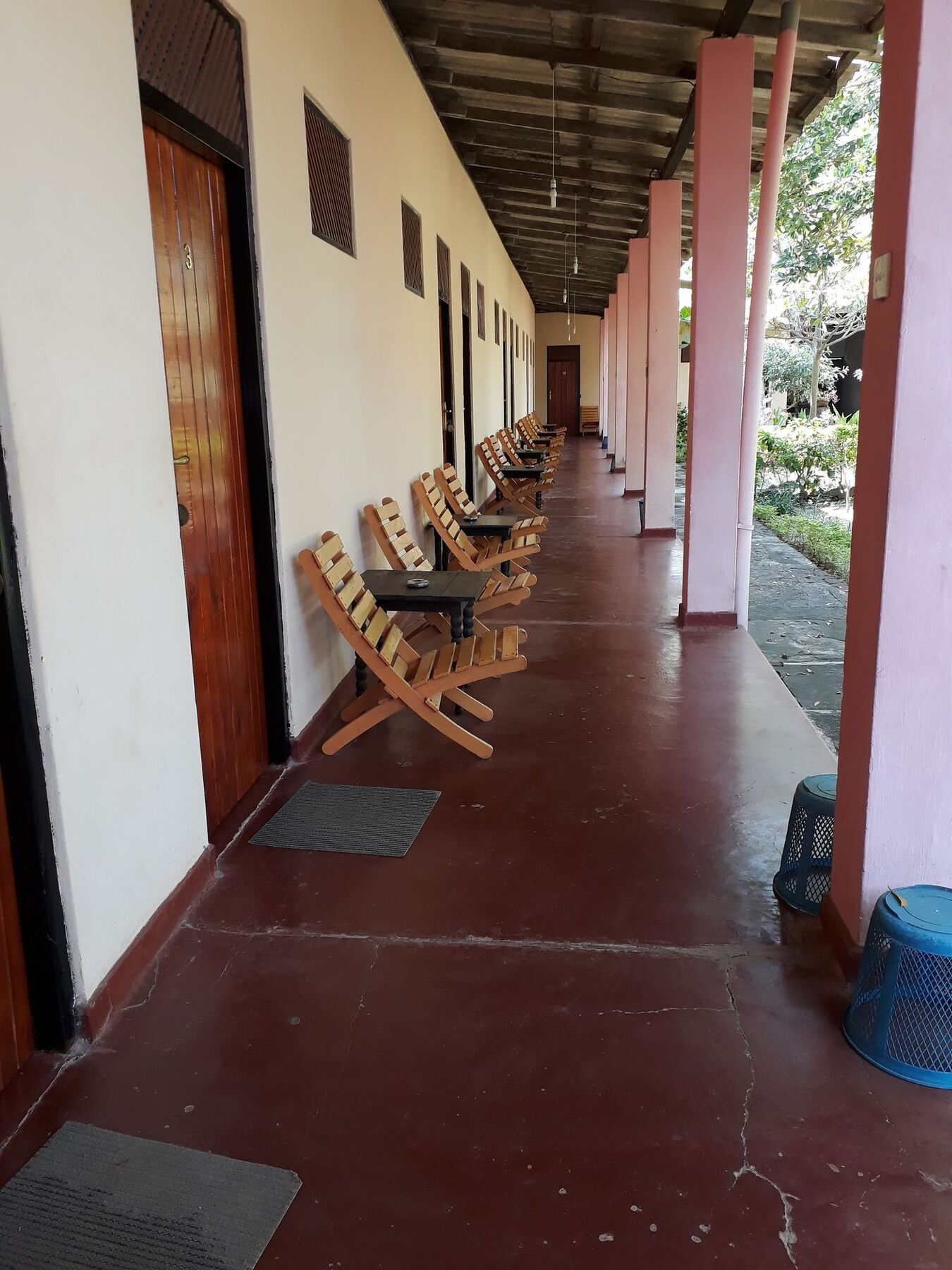 Shahira Hotel 尼拉瓦利 外观 照片